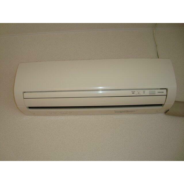 リビングエアコン