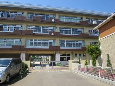 新座市立新堀小学校