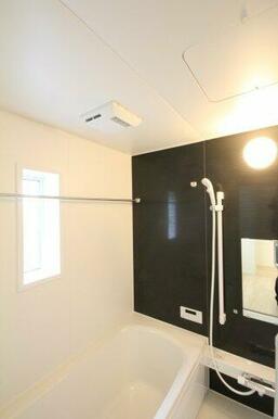 浴室乾燥機付き