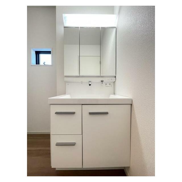 水が流れやすく汚れがたまりにくい設計でお手入れもらくらくです！