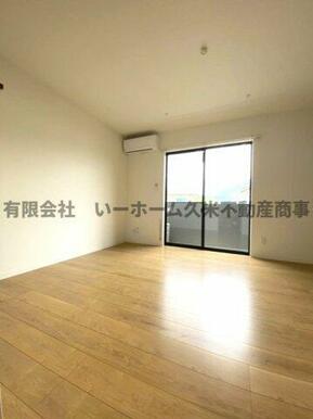 ゆったり過ごせるリビングです