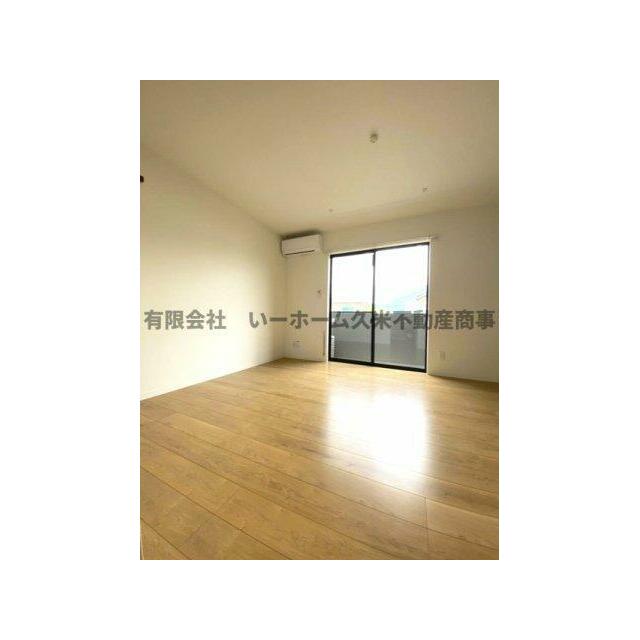 ゆったり過ごせるリビングです