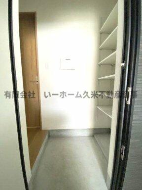 ゆったりとした玄関です