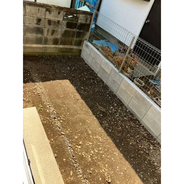 日当たり良い庭（直植えはできません）