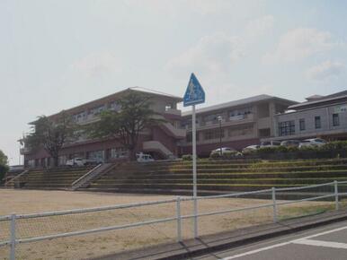 武雄市立山内中学校