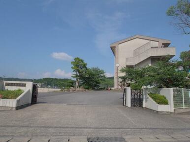 武雄市立山内東小学校