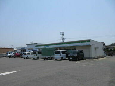 ファミリーマート