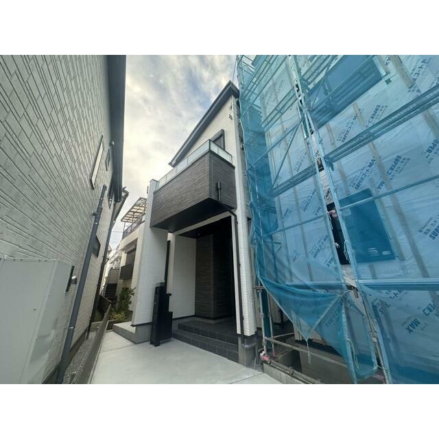 『自社一貫体制により高品質を維持』。 ”いいだのいい家”は全ての建物について自社設計・自社施工を実施しています。 全ての工程を飯田産業が自社管理しているので安心です♪