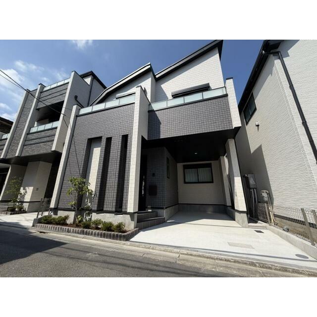 『自社一貫体制により高品質を維持』。 ”いいだのいい家”は全ての建物について自社設計・自社施工を実施しています。 全ての工程を飯田産業が自社管理しているので安心です♪