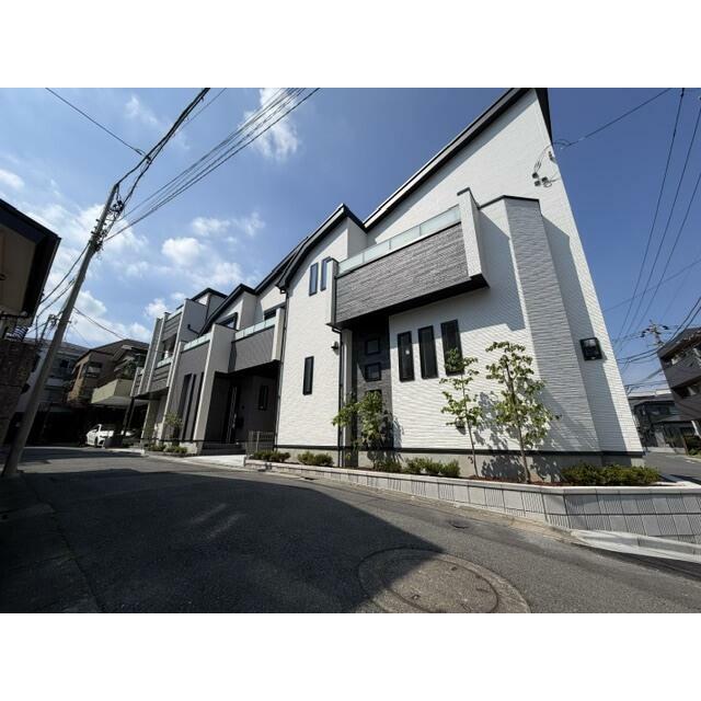 『自社一貫体制により高品質を維持』。 ”いいだのいい家”は全ての建物について自社設計・自社施工を実施しています。 全ての工程を飯田産業が自社管理しているので安心です♪