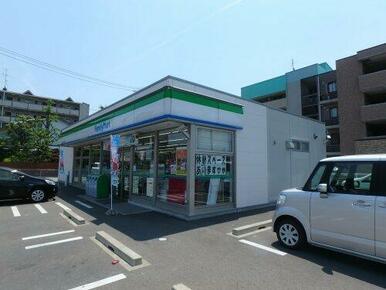 ファミリーマート 茜部菱野一丁目店