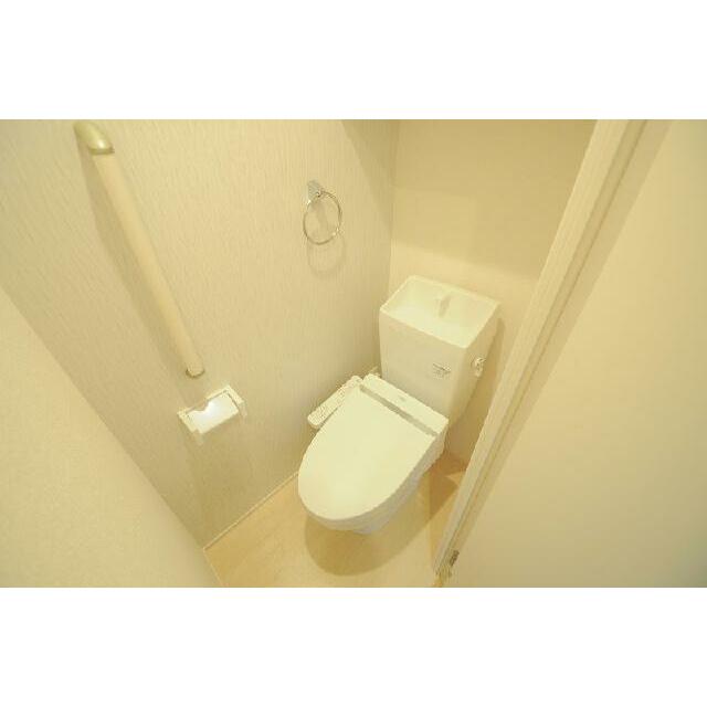 同シリーズの類似となります。現況を優先致します。