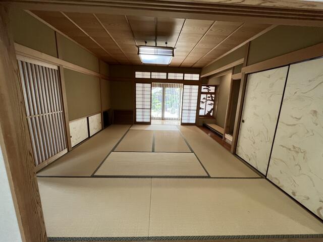 物件画像 福岡市中央区 小笹２丁目 (桜坂駅) 2階建 5SLDK