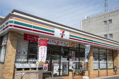 ｾﾌﾞﾝｲﾚﾌﾞﾝ 名古屋猪高台店