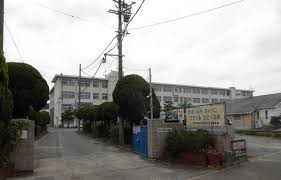 福岡市立野芥小学校まで徒歩５分！