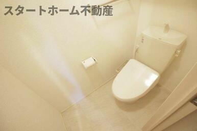 清潔感のあるトイレです