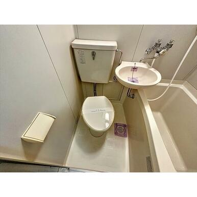 清潔感のあるトイレです