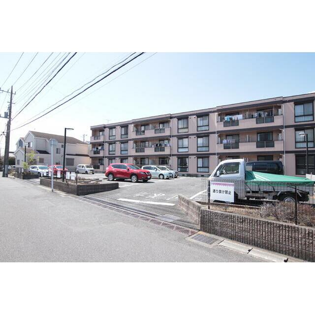 【空要確認】敷地内駐車場