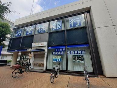 みずほ銀行 八坂支店
