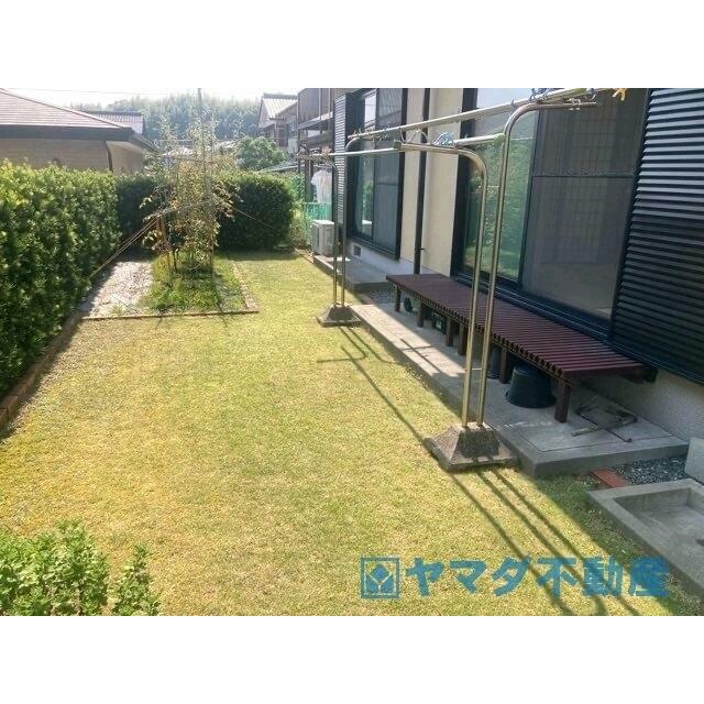 広いお庭、お子様の遊ぶスペースや、家庭菜園がガーデニングが楽しめます。