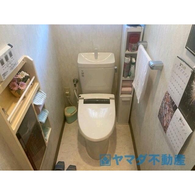 災害時でも安心のタンク付きトイレを採用しました。