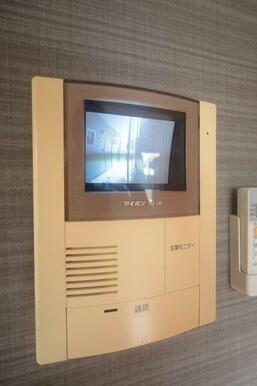 【設備】急な来訪者にも安心のＴＶモニターホン♪
