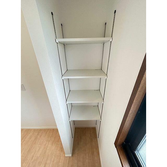 １階ＬＤＫ　収納２