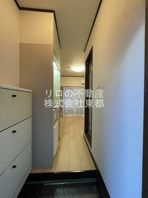 玄関から見たお部屋です☆