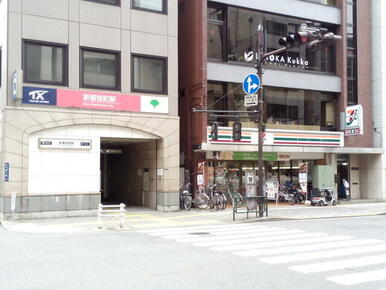セブンイレブン新御徒町駅前店