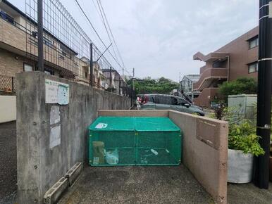 ゴミ置き場