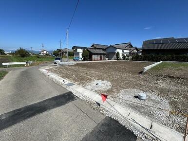 南側前面道路：４．６５ｍ（※現況は道路舗装工事前となります）