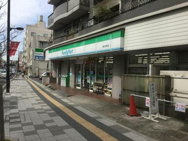 ファミリーマート浦和仲町店