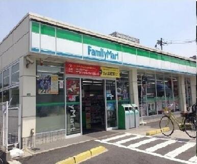 ファミリーマート