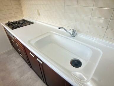 「キッチン」カラーコーティング、クリーニング済みです