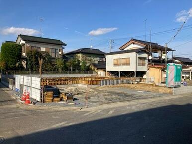 日を重ねるごとにこの佇まいに愛着が湧いてきそう（1号棟）