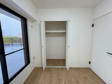 洋室クローゼット