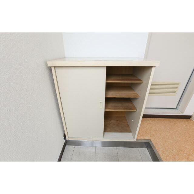 シューズボックス