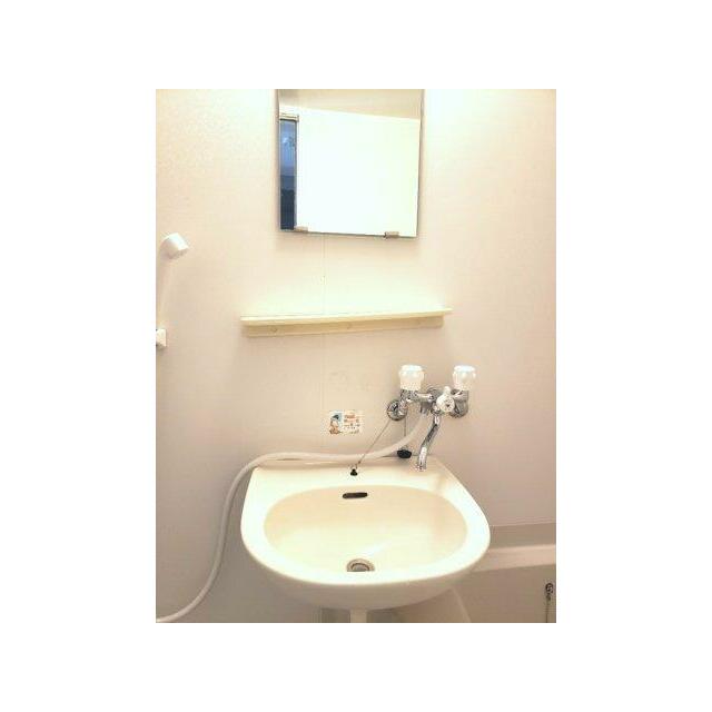 明るい洗面所です