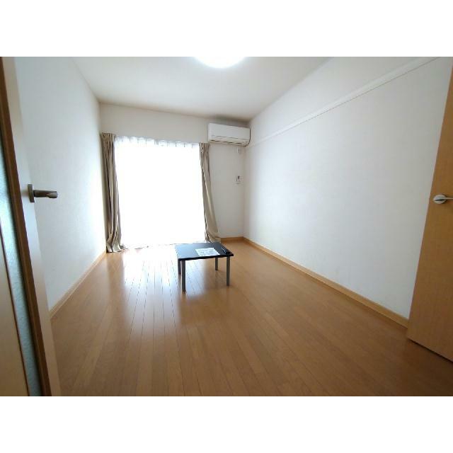 2階以上は絨毯仕様です。