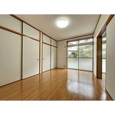 明るい居室です