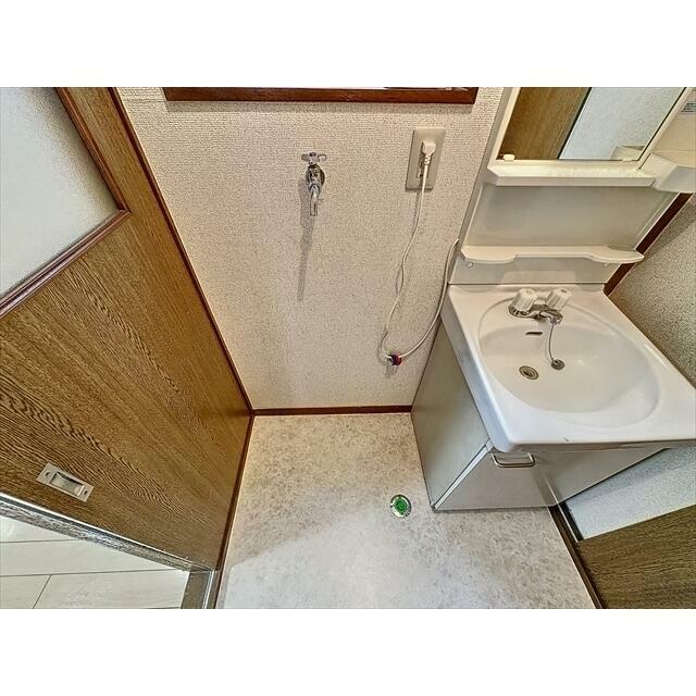 洗濯機置き場はこちらです