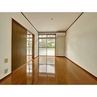 リビングにお勧めの明るいお部屋