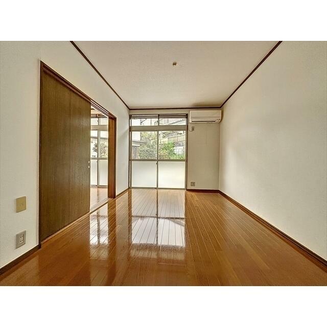 リビングにお勧めの明るいお部屋