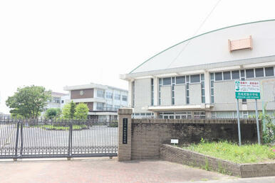 西枇杷島中学校