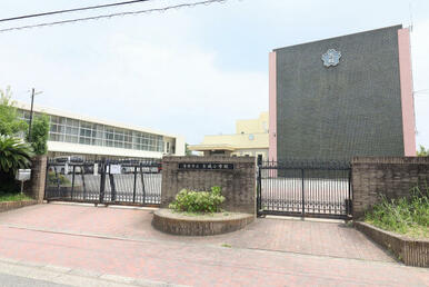 古城小学校
