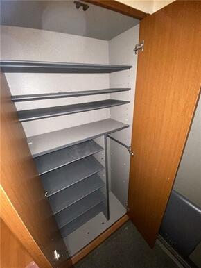 シューズボックス