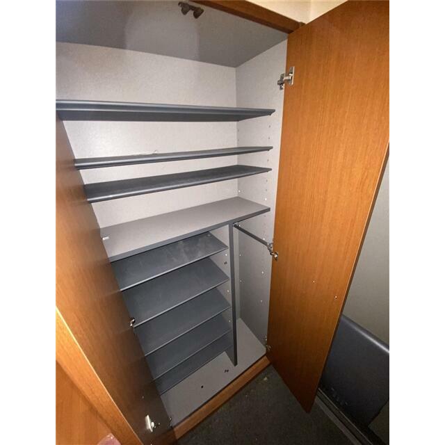 シューズボックス