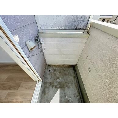 洗濯機はバルコニーに設置できます