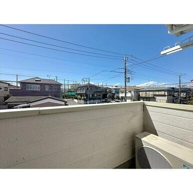 日当たり風通し良いバルコニー