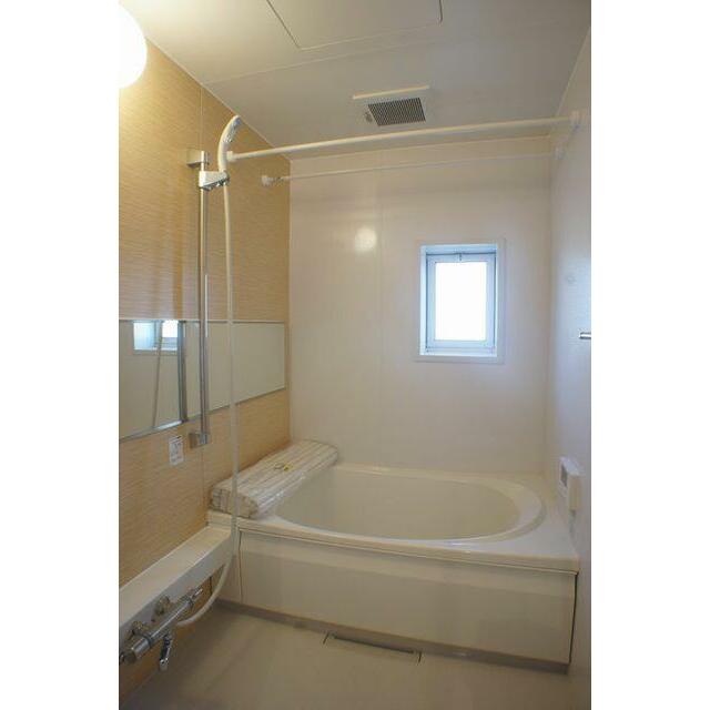 ★浴室☆　１日の終わりはゆったりとした浴槽で快適な入浴タイムをお楽しみください！！追焚機能付き♪